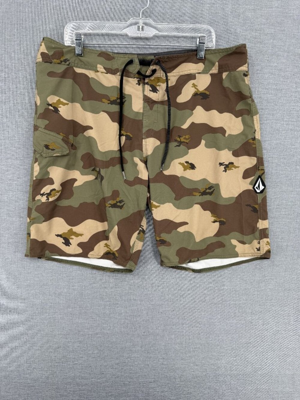 Volcom Mod Tech Boardshorts Mens 38 9" Camo Swim Trunks Drawstring Pocket